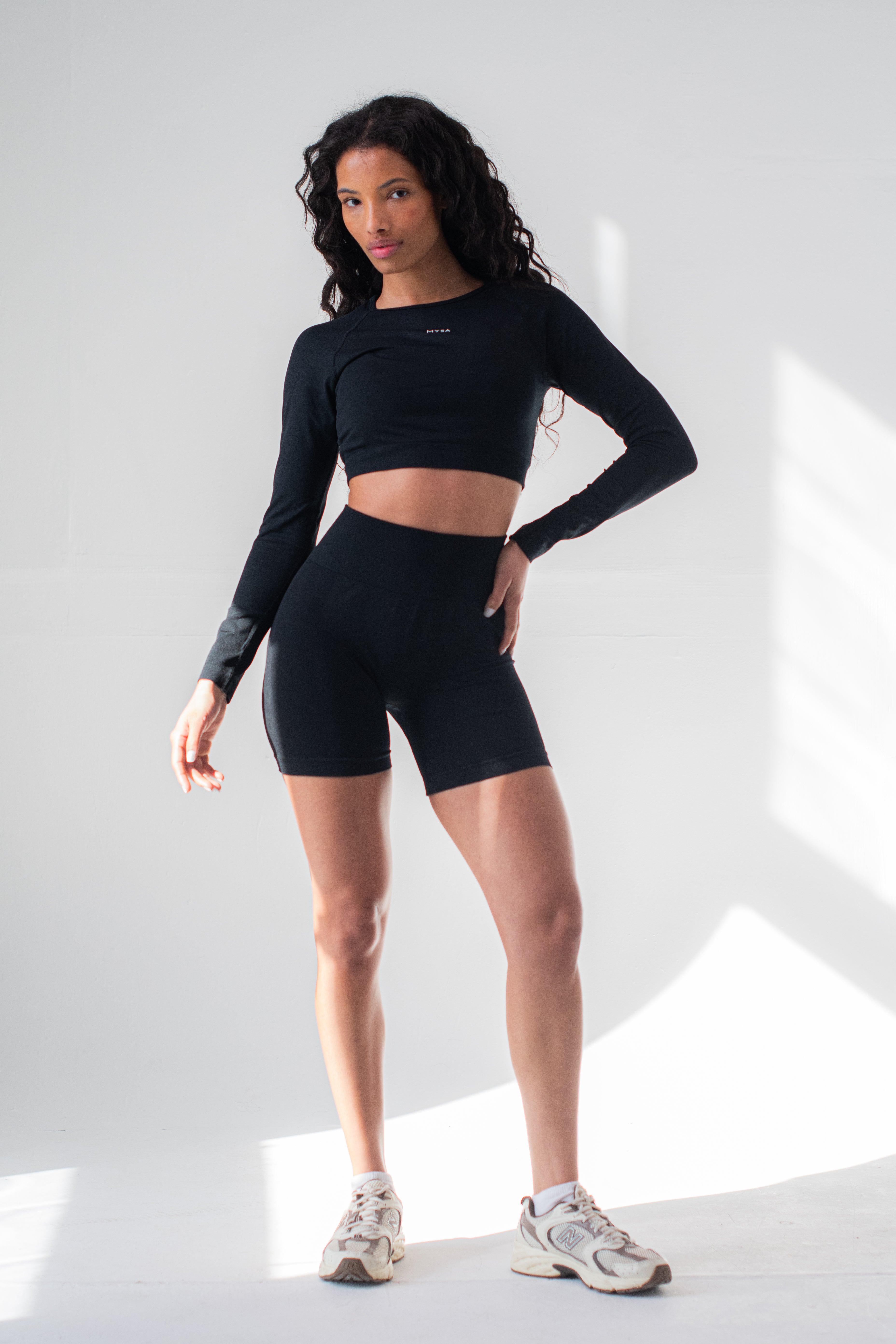 Motion Shorts - Black